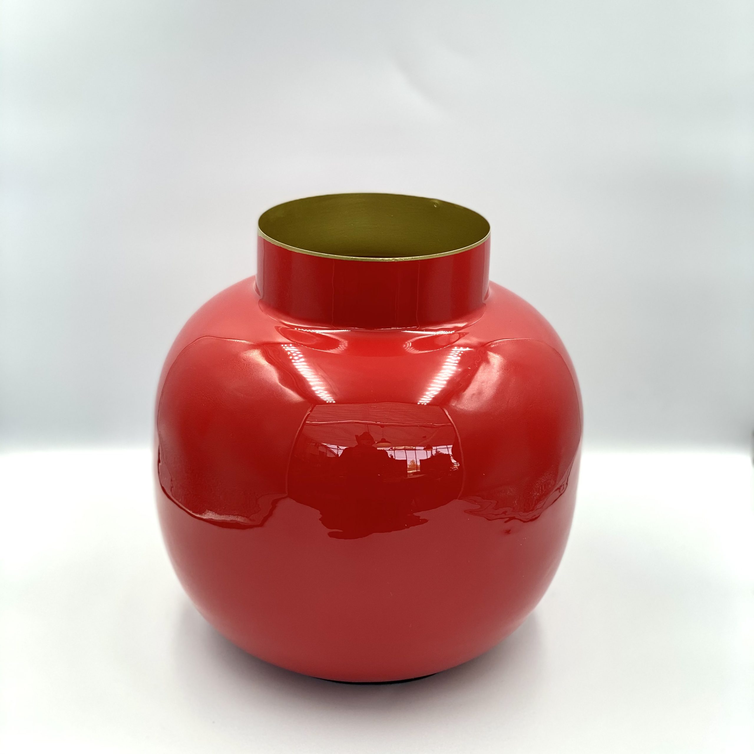 Le Vase Metal Laque Rouge Pip Studio Le Jardin Du Rudel